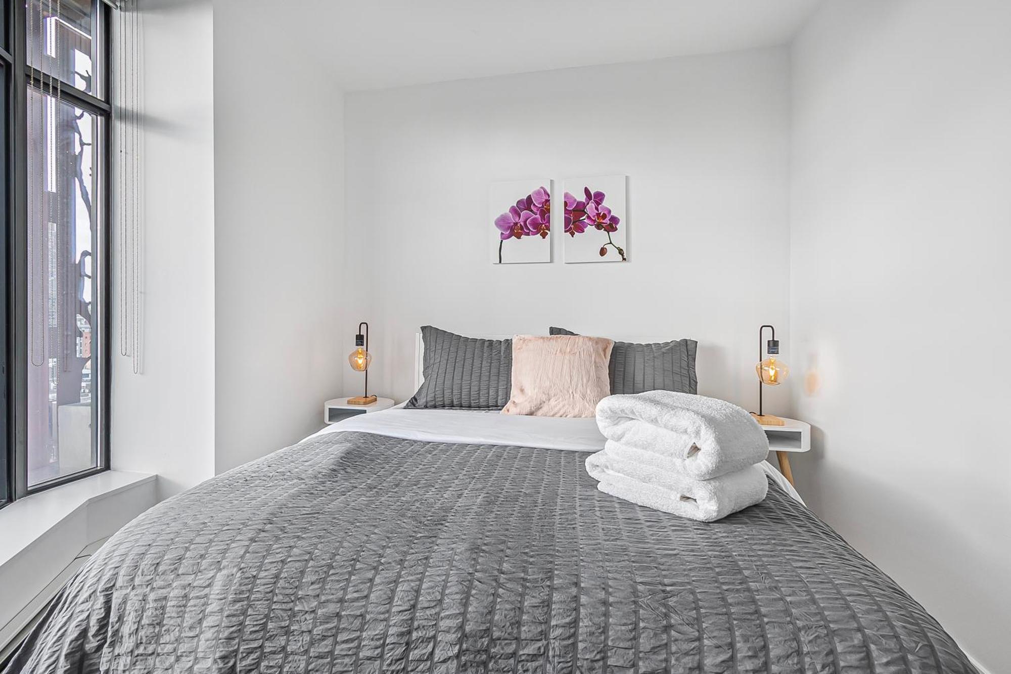 Spacious Modern High-Rise With Ocean & City Views バンクーバー エクステリア 写真