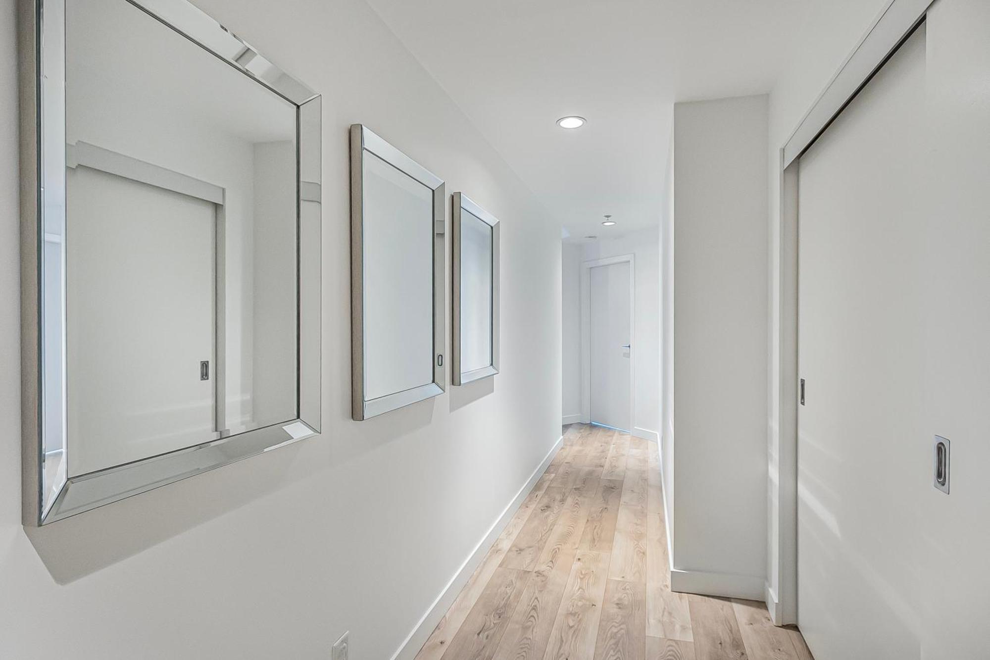 Spacious Modern High-Rise With Ocean & City Views バンクーバー エクステリア 写真